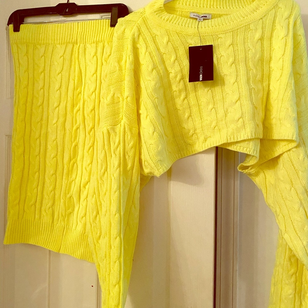 Sweater material skirt and oversized crop top.